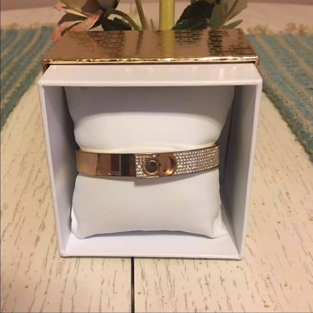 Michael Kors Bracelet & Earring Set